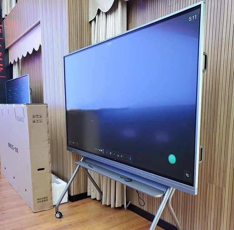 Samsung Smart tv 85 inches