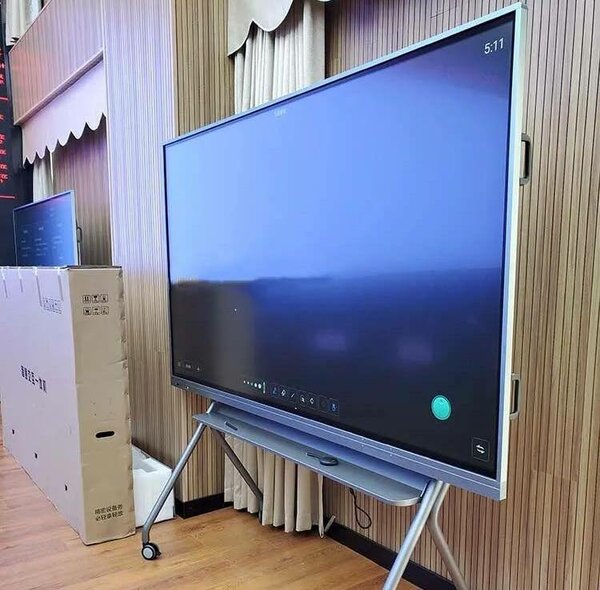 Samsung Smart tv 85 inches