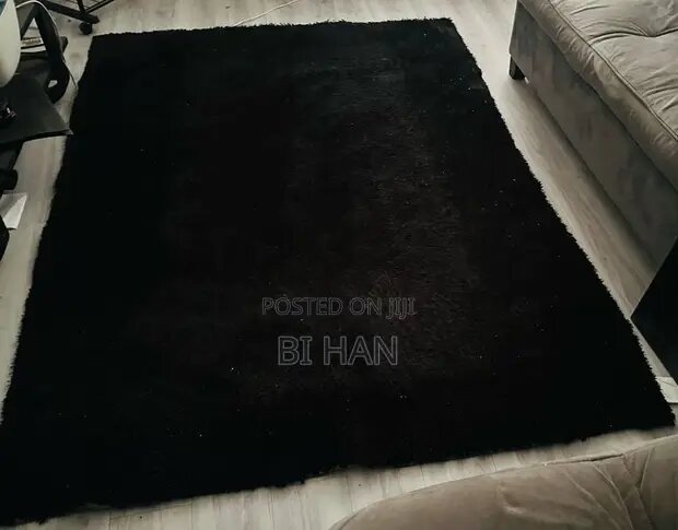 Fluffy Floor Carpet