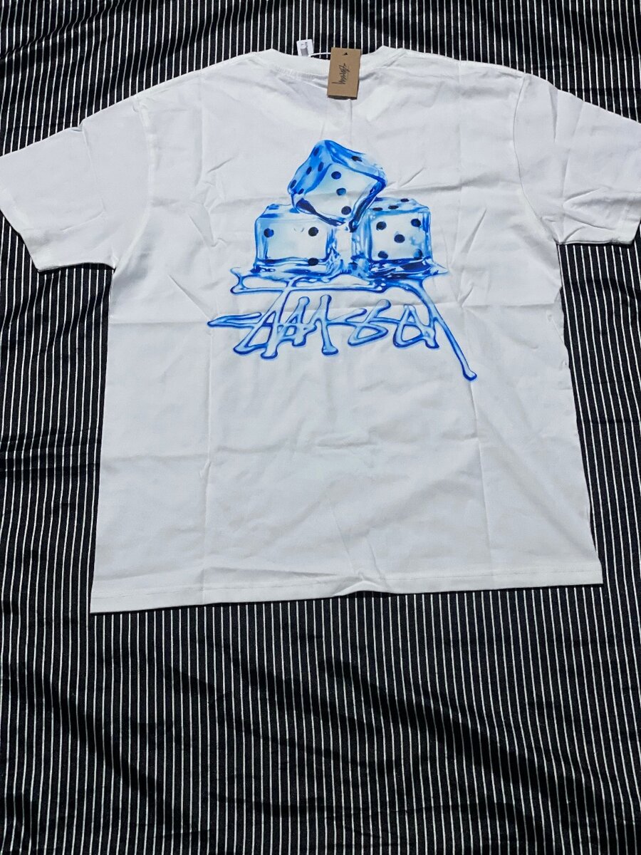 Tee-shirts