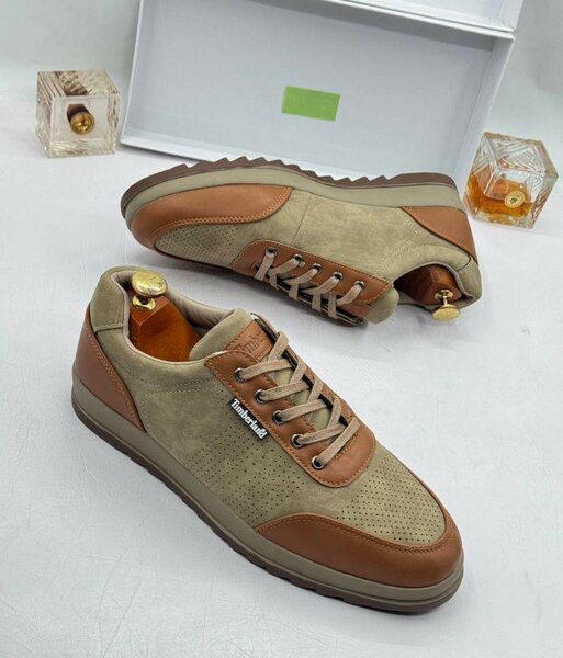 Fashion shoes