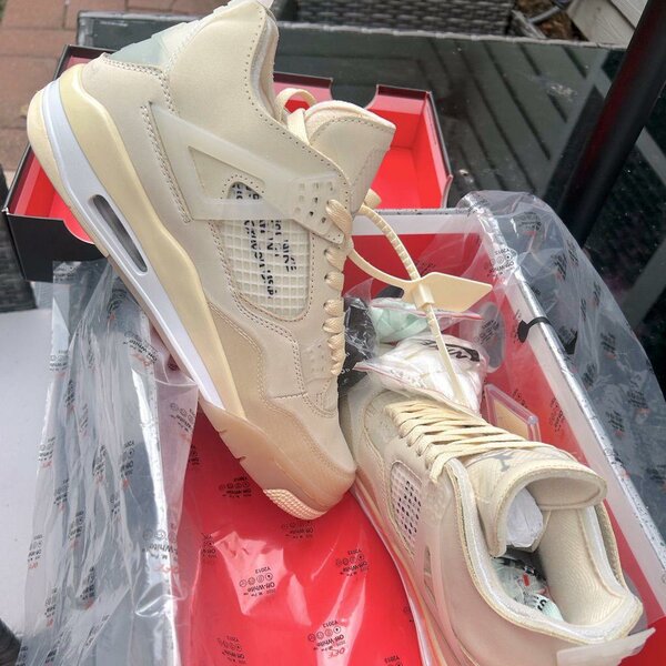 Jordan 4