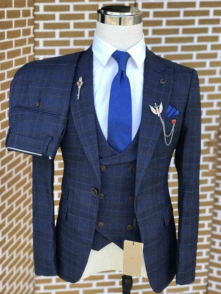 Suit bleu