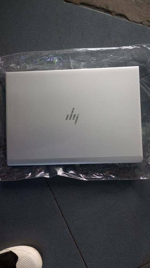 HP i5