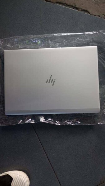 HP i5