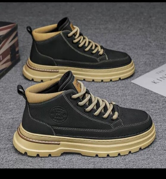 Sneaker