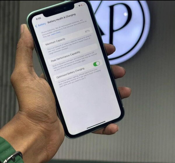 iPhone 11