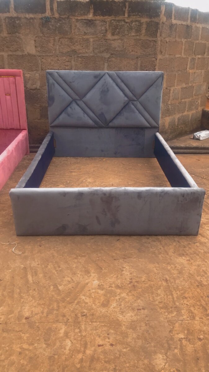 Double bed frame