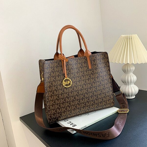 Ladies handbag