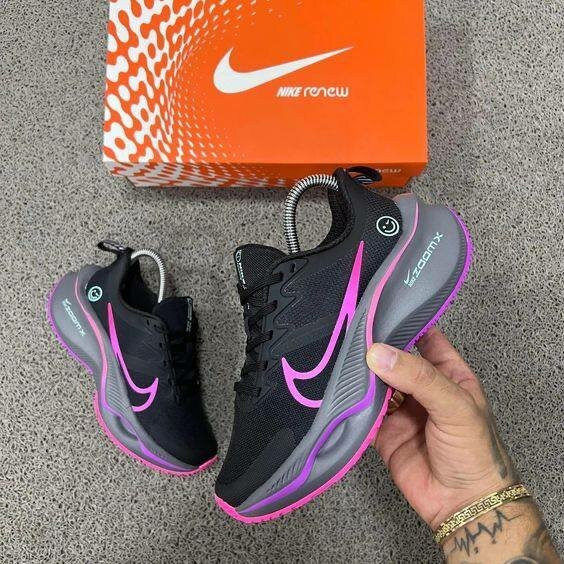 Nike ZoomX. BlackPink