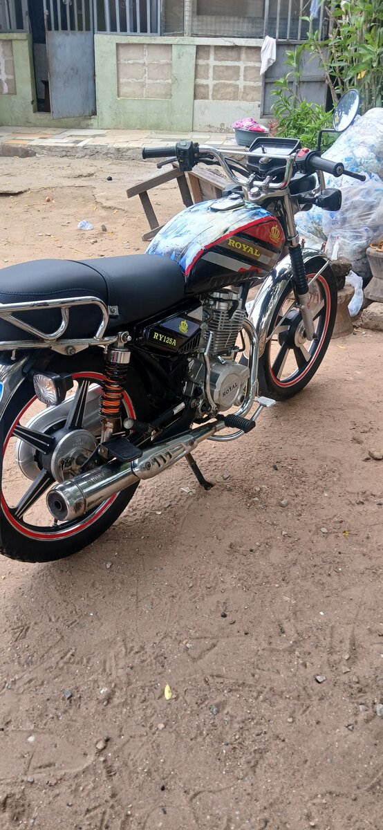 Royal 125A