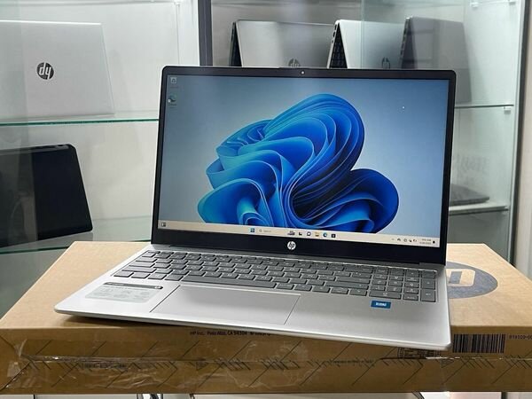 HP Laptop 15-fd0xxx