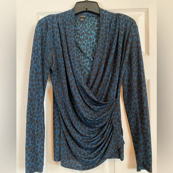 Haut drapé élégant femme
