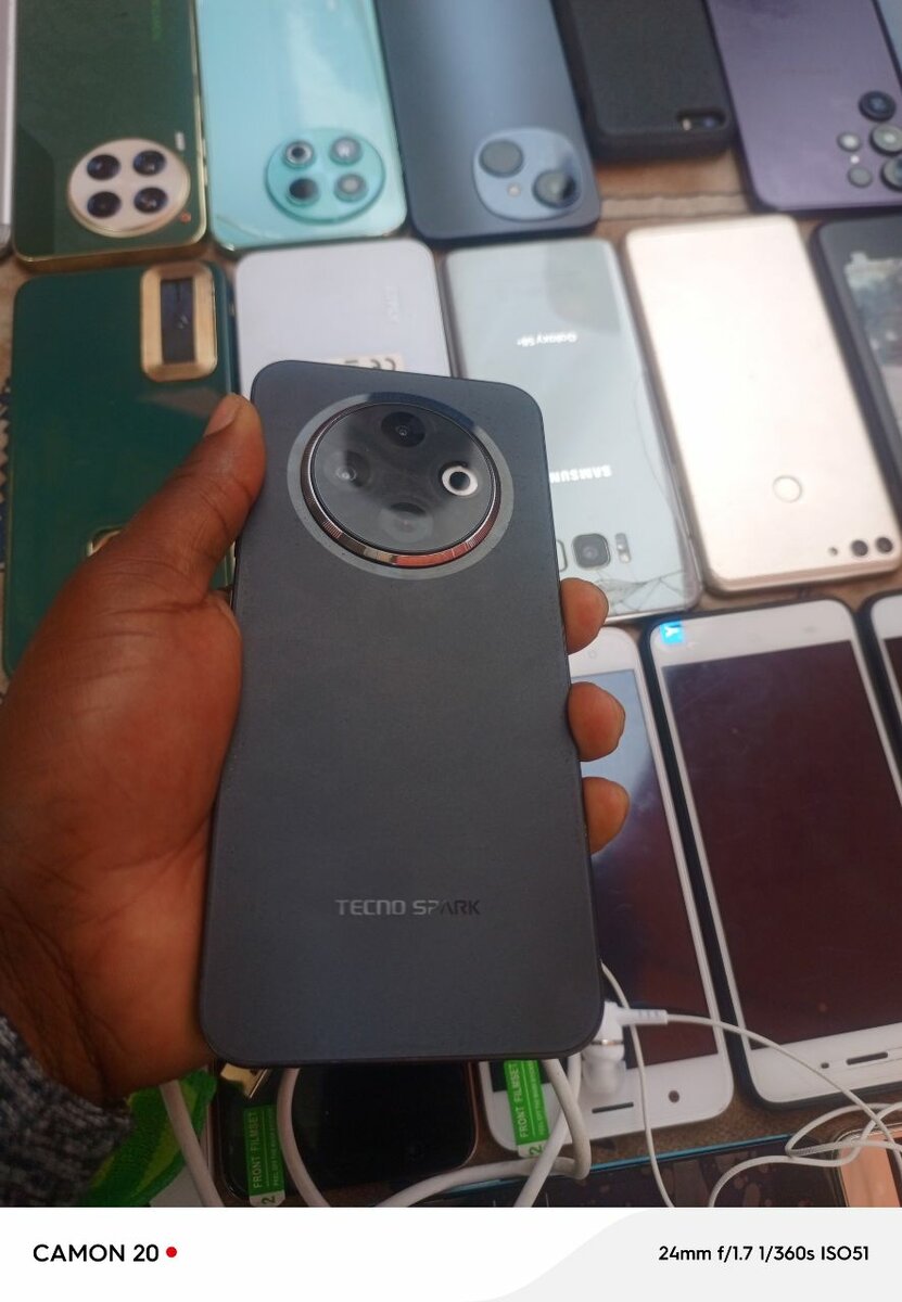 Tecno spark 30c