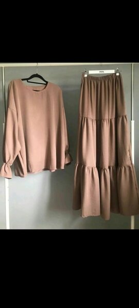 Haut + jupe