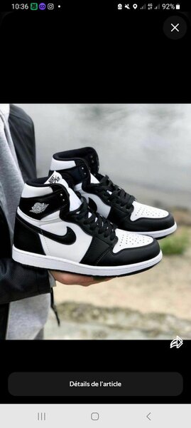 Baskets montantes blanches et noires