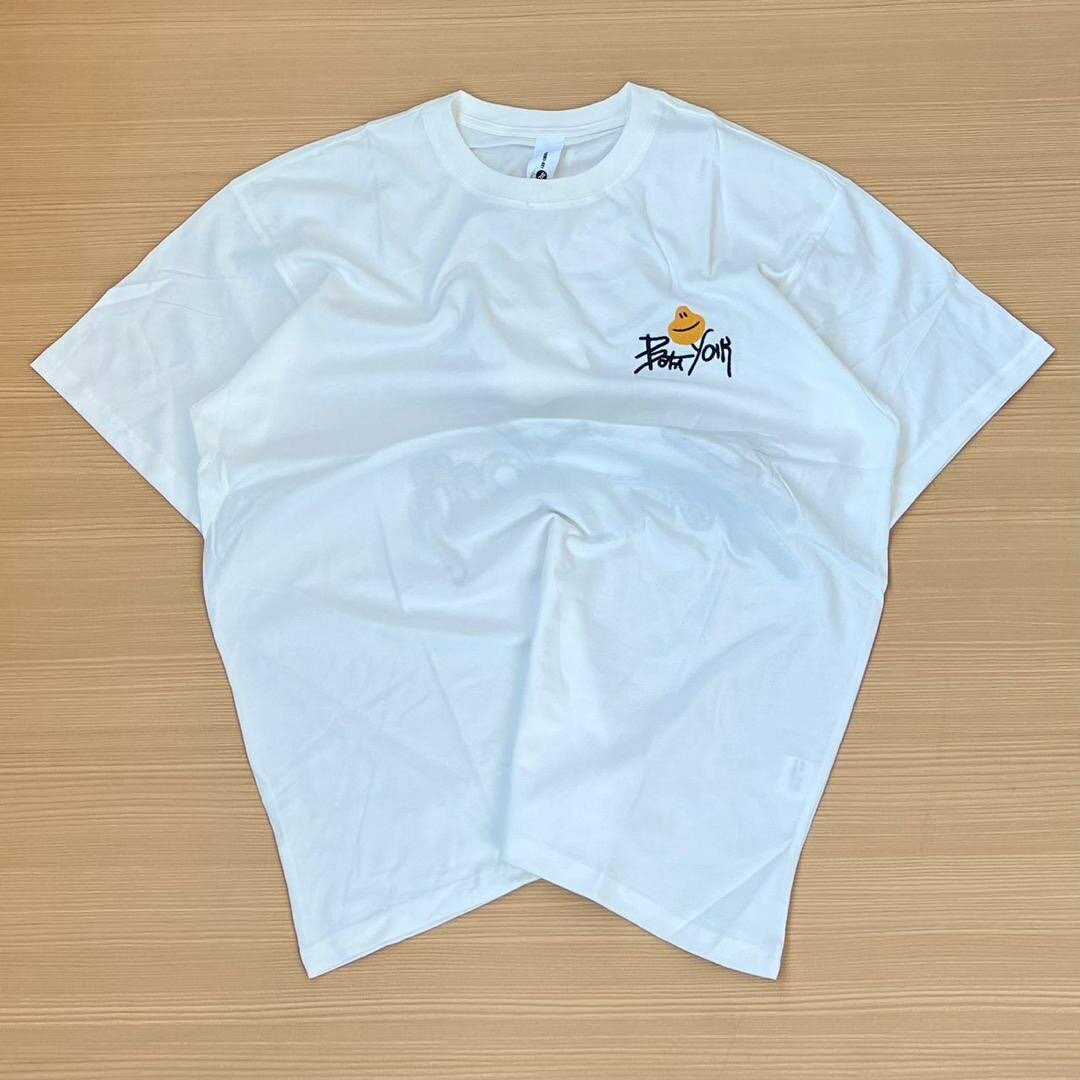 T- shirt