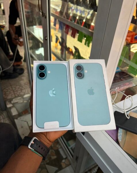 iPhone 16 128gig