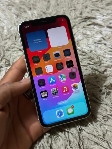 iPhone 11