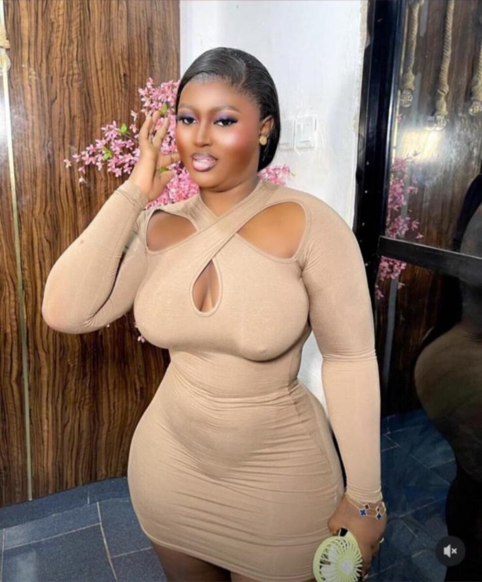 Robe sexy disponible