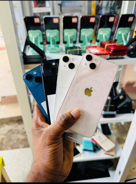 iPhone 13