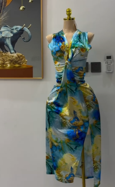 Dress with print