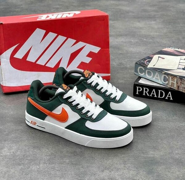 Airforce 1 sneaker