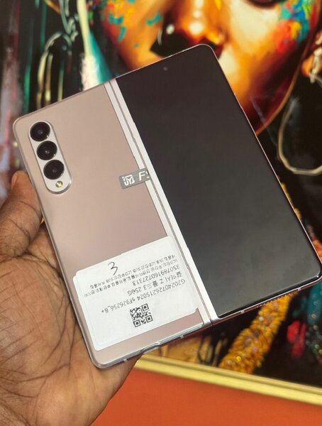 Samsung Z Fold 4