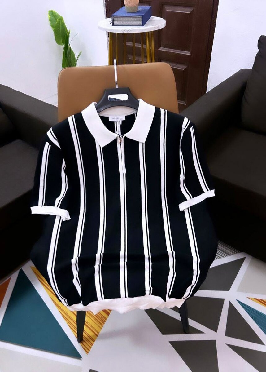 Stock loose shirts