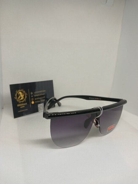 Black sunglasses