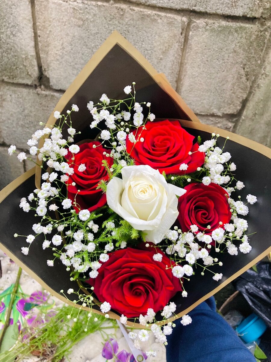 Bouquet de Roses Éblouissantes