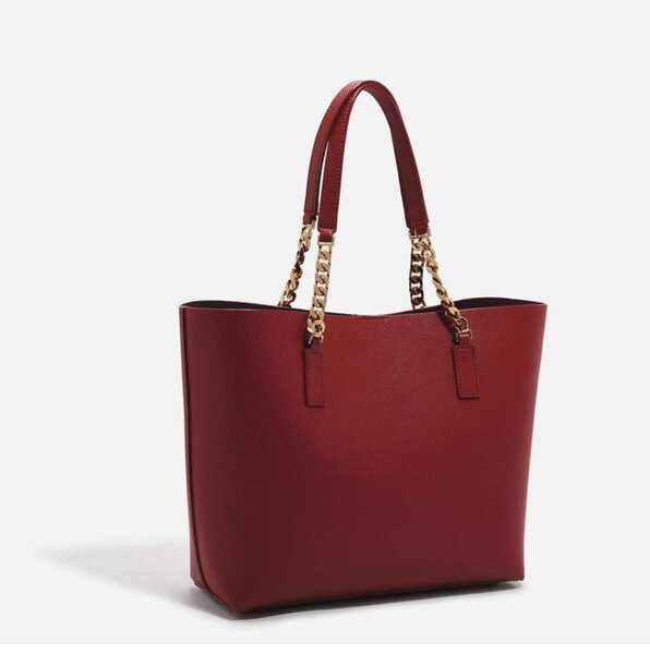 High quality bag for the Queens not your regular