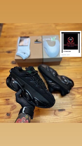 Basket NIKE noctar authentique avec sa boîte