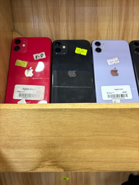 iPhone 11