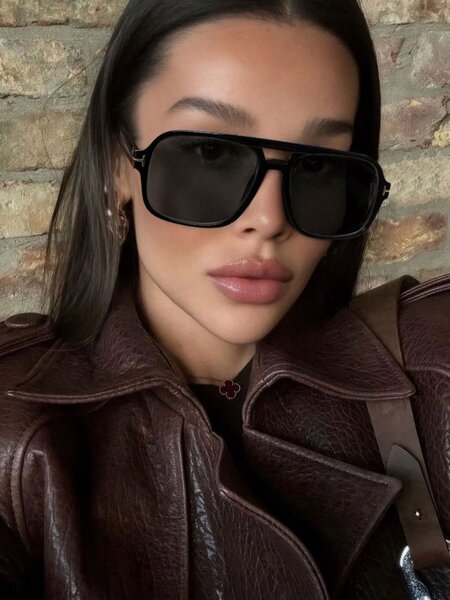 Lunettes de soleil modernes