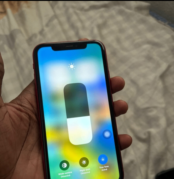iPhone 11 rouge