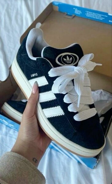 Adidas campus