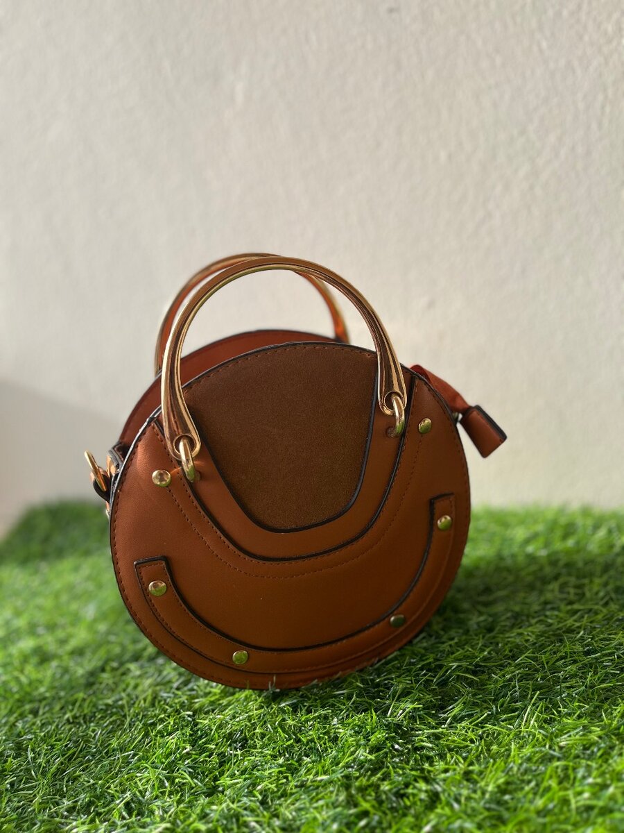 Thrift handbag