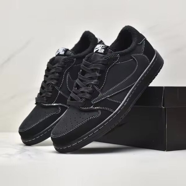 Jordan 1 low (Travis Scott)