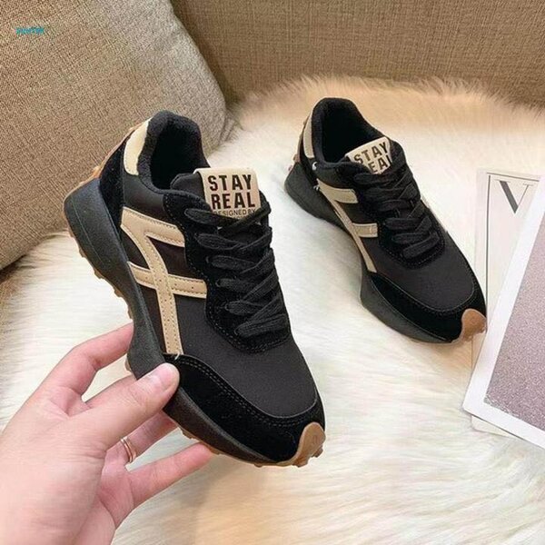 Baskets noires Stay Real