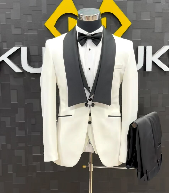 SUIT & BOWTIE