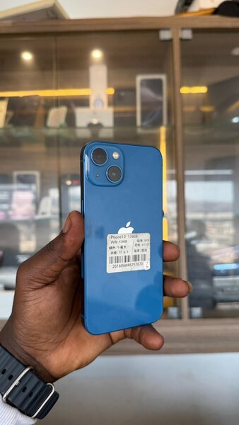 iPhone 13