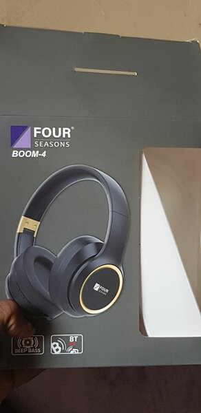 Four seasons Boom-4
