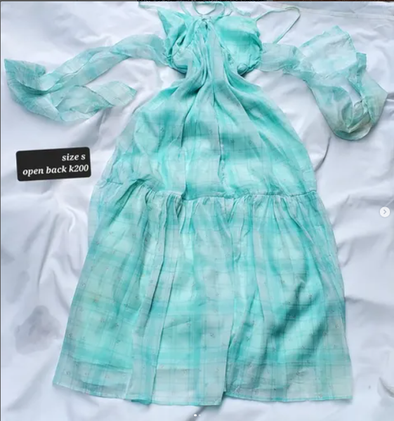 green dress