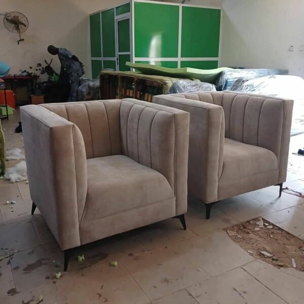 Single sofa