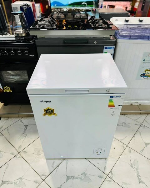 CHEST FREEZER