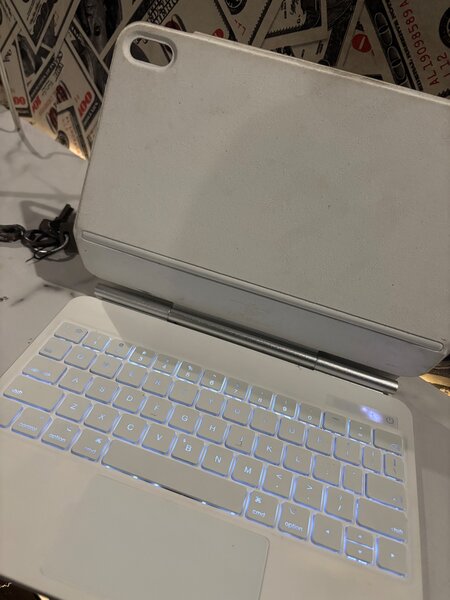 Magic Keyboard