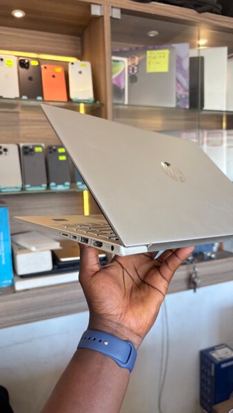 *HP Pavilion Laptop