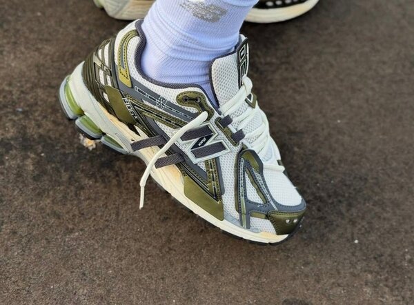 New Balance 1906r