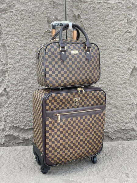 Luxury travel set